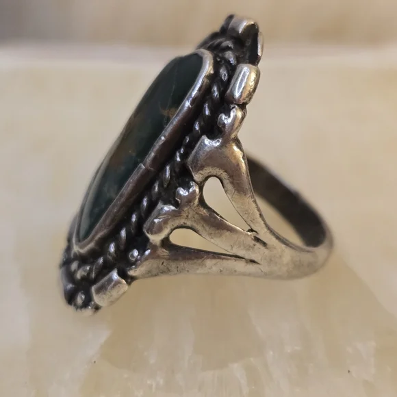 Vintage Green Turquoise Native American Silver Sterling Ring Size 6.5 - Picture 7 of 10